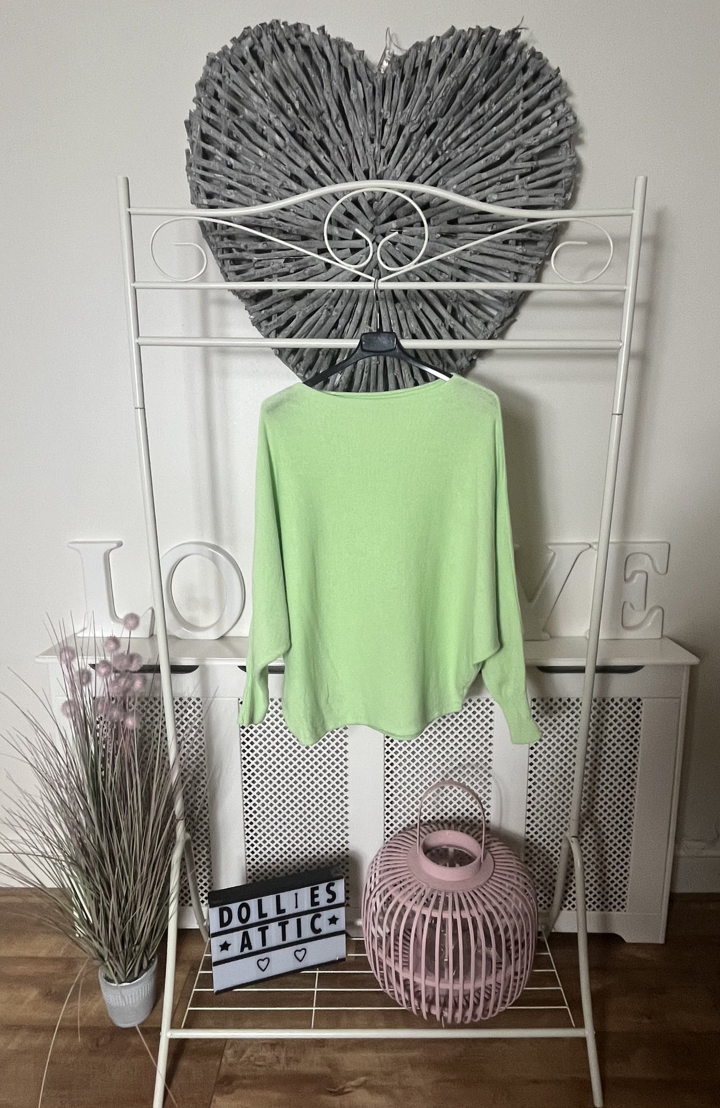 Batwing jumper-Pastel green