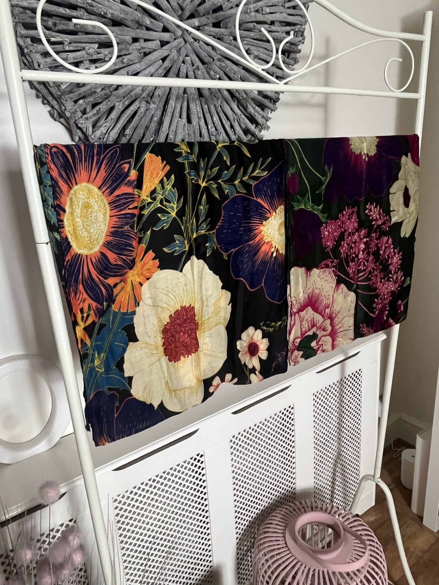Scarf-floral